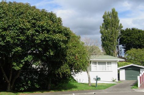 Photo of property in 4 Snell Grove, Clouston Park, Upper Hutt, 5018