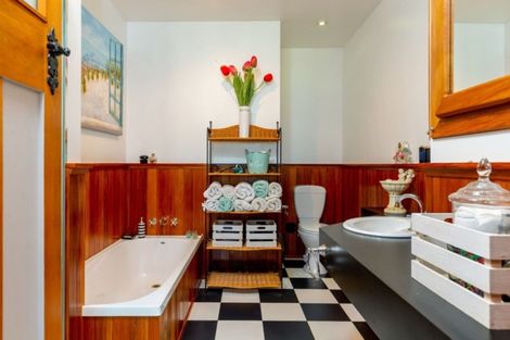 Photo of property in 32 Nelson Street, Mayfield, Blenheim, 7201