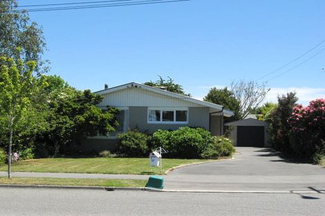 Photo of property in 279 Avonhead Road, Avonhead, Christchurch, 8042