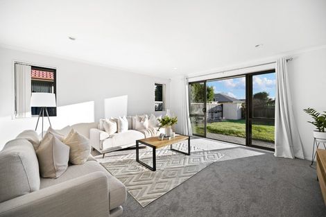 Photo of property in 20 Holford Place, Huntington, Hamilton, 3210