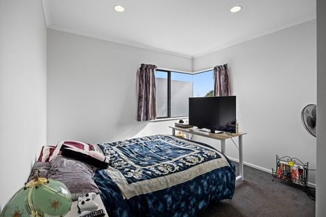 Photo of property in 24 Rosendale Avenue, Spotswood, New Plymouth, 4310