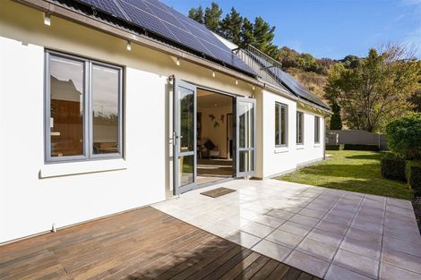 Photo of property in 5 Virginia Lane, Mount Pleasant, Christchurch, 8081