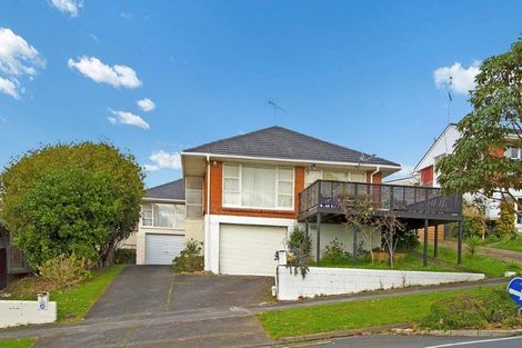 Photo of property in 2/15 Felton Mathew Avenue, St Johns, Auckland, 1072