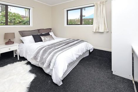 Photo of property in 80 Eugenia Rise, Totara Heights, Auckland, 2105