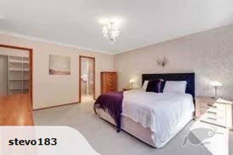 Photo of property in 20a Dalefield Drive, Cashmere, Christchurch, 8022