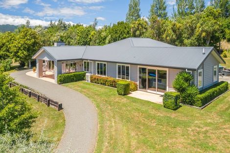Photo of property in 14 Twin Peaks Grove, Koputaroa, Levin, 5575