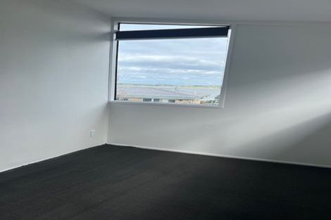 Photo of property in 42b Evans Road, Weymouth, Auckland, 2103