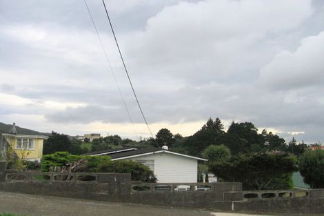 Photo of property in 95 Bell Street, Tawa, Wellington, 5028