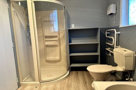 Photo of property in 2 Newcastle Street, Hokowhitu, Palmerston North, 4410