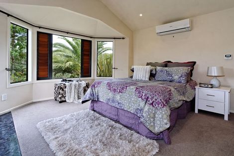 Photo of property in 97 Shaw Road, Oratia, Auckland, 0604