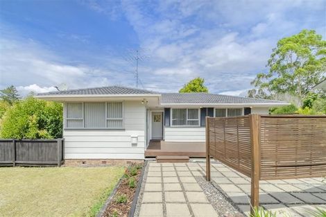 Photo of property in 83 Advene Road, Cockle Bay, Auckland, 2014