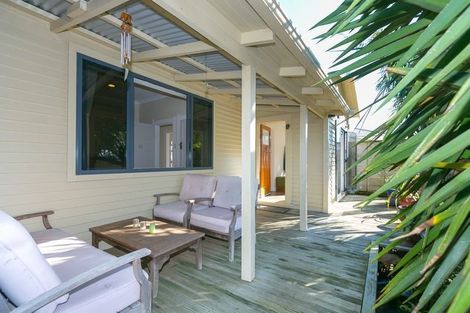 Photo of property in 12 Richmond Street, Fitzroy, New Plymouth, 4312