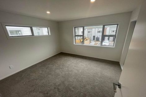 Photo of property in 1117a High Street, Taita, Lower Hutt, 5011