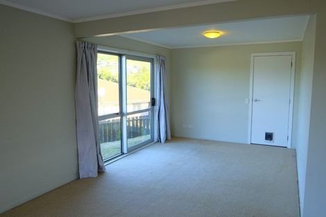 Photo of property in 9 Exploration Way, Whitby, Porirua, 5024