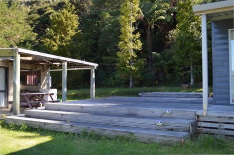 Photo of property in 22 Puriri Place, Tuateawa, Coromandel, 3583