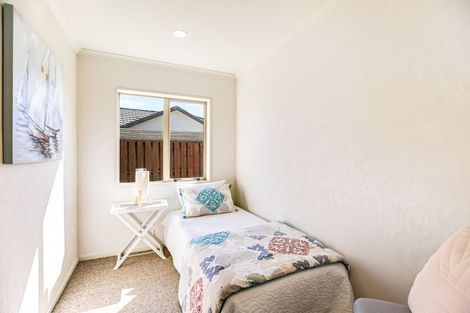 Photo of property in 18b Abergeldie Way, Cambridge, 3434