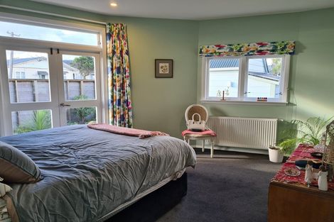 Photo of property in 227 The Esplanade, Petone, Lower Hutt, 5012