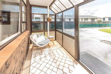Photo of property in 6b Akepiro Place, Tawhero, Whanganui, 4501
