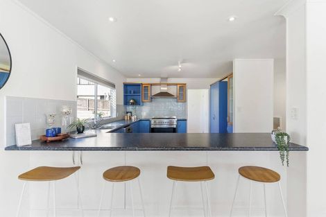 Photo of property in 141 Pah Road, Cockle Bay, Auckland, 2014