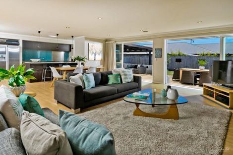 Photo of property in 10 Maple Lane, Huapai, Kumeu, 0810