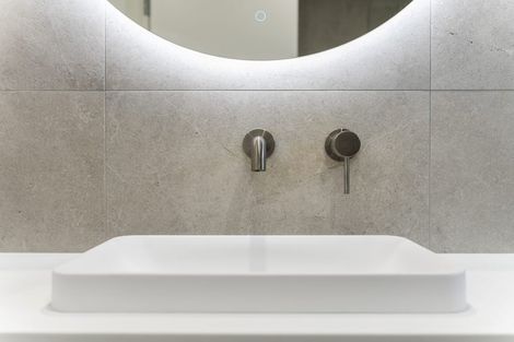 Photo of property in 28 Dawnhaven Drive, Te Atatu Peninsula, Auckland, 0610