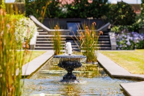 Photo of property in 4 Sierra Court, Roslyn, Palmerston North, 4414