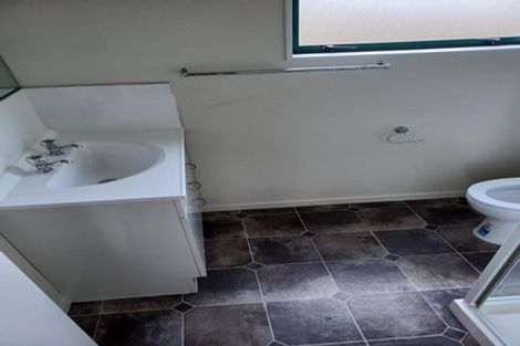 Photo of property in 256 Triangle Road, Massey, Auckland, 0614