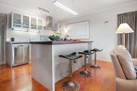 Photo of property in 26 Esplanade Road, Tahawai, 3170