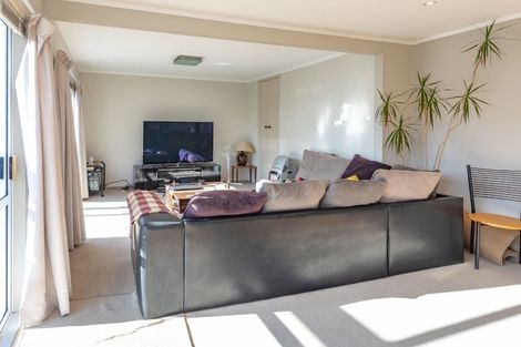 Photo of property in 103a Seaview Road, Whangamata, 3620