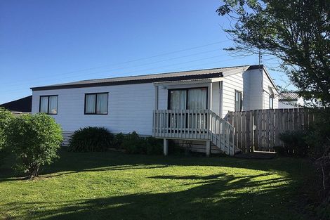 Photo of property in 1/25 Solveig Place, Randwick Park, Auckland, 2105