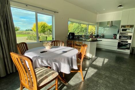 Photo of property in 563 Mangaone Road, Halcombe, Feilding, 4779