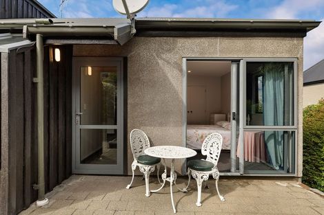 Photo of property in 18a Cameron Place, Fernhill, Queenstown, 9300