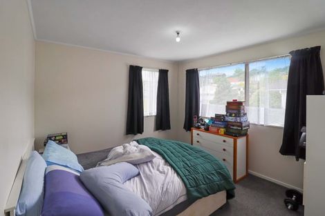 Photo of property in 12 Blueberry Grove, Timberlea, Upper Hutt, 5018