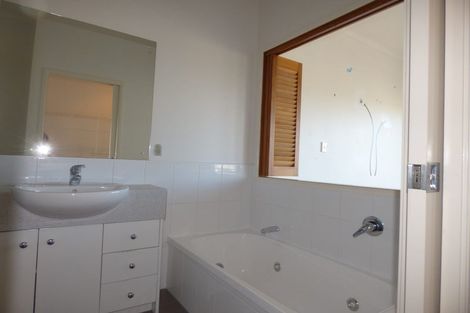 Photo of property in 94 Nautilus Drive, Gulf Harbour, Whangaparaoa, 0930