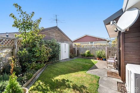 Photo of property in 2/9 Atiawa Street, Petone, Lower Hutt, 5012