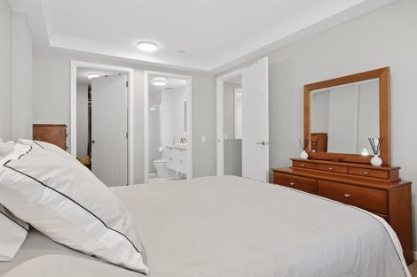 Photo of property in 107 Panorama Heights, Orewa, 0931