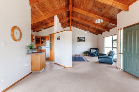 Photo of property in 2/39 James Street, Whakatane, 3120