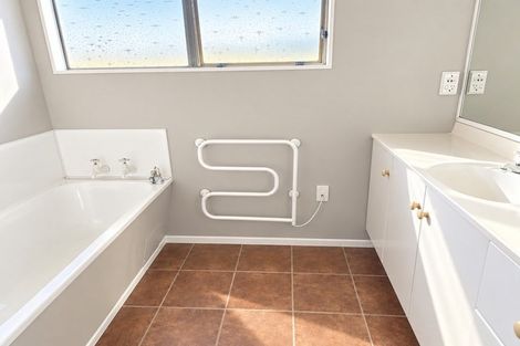 Photo of property in 7 Fathom Lane, Whitby, Porirua, 5024