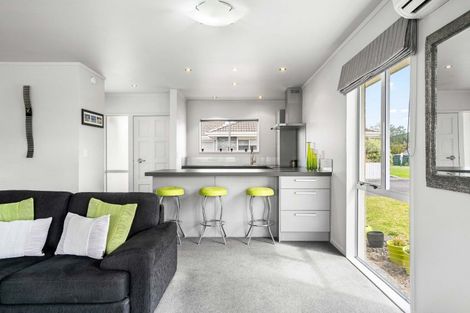 Photo of property in 7/14 Campbell Close, Whangamata, 3620