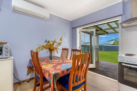 Photo of property in 17 Tuke Street, Normanby, Hawera, 4614