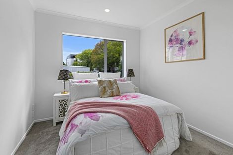 Photo of property in 1/1553 Great North Road, Waterview, Auckland, 1026