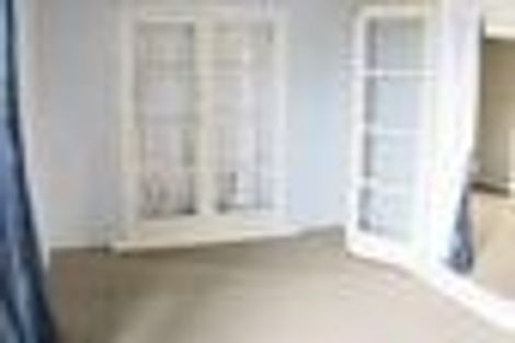 Photo of property in 68 Archibald Road, Kelston, Auckland, 0602