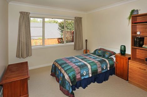 Photo of property in 2 Nita Place, The Gardens, Auckland, 2105
