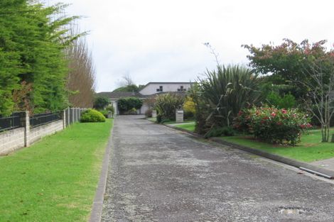 Photo of property in 27 Cranbrook Grove, Waikanae, 5036