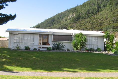 Photo of property in 1 Holland Close, Pauanui, Hikuai, 3579