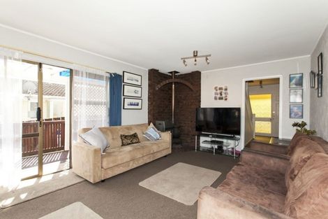 Photo of property in 306 Don Buck Road, Massey, Auckland, 0614