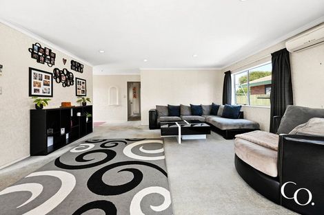 Photo of property in 15 Dalton Drive, Papamoa Beach, Papamoa, 3118