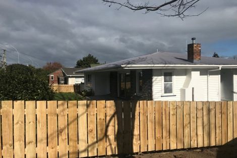 Photo of property in 8 Ohaupo Road, Hamilton Lake, Hamilton, 3204