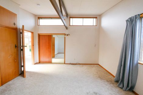 Photo of property in 4 Winston Place, Kew, Dunedin, 9012