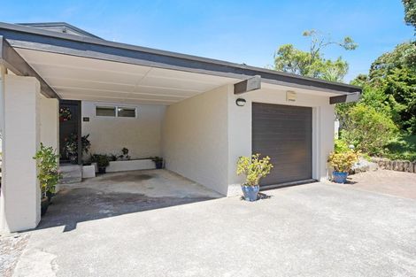 Photo of property in 35 Halswater Drive, Churton Park, Wellington, 6037